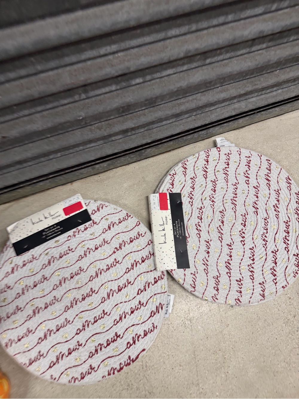 L'Amour White and Red Script Round Placemats set of 8 new